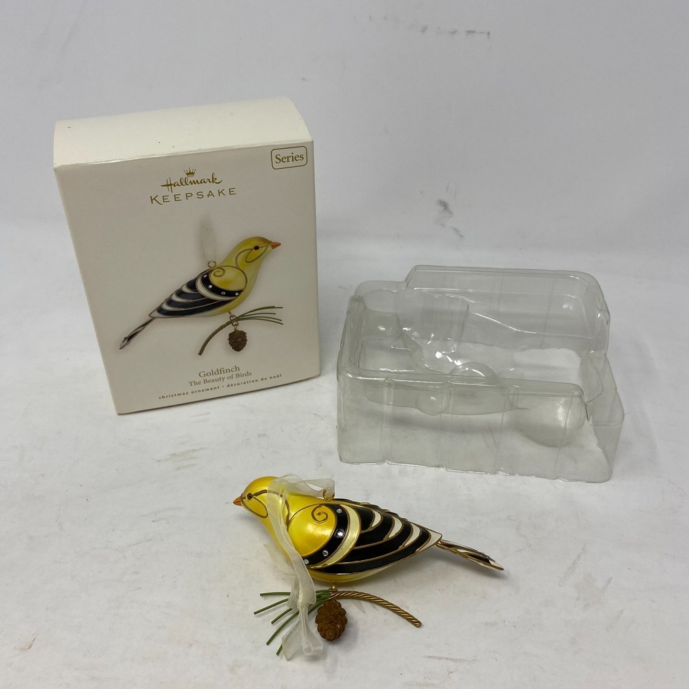 Hallmark‎ Keepsake Goldfinch Ornament 2008 Beauty of Birds Series Christmas Box
